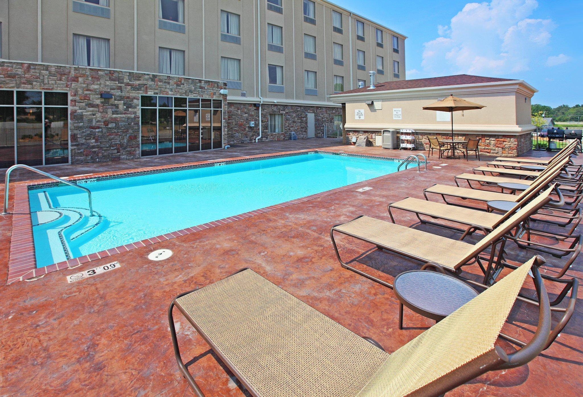 Holiday Inn Express & Suites Searcy By Ihg Экстерьер фото